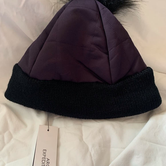 Winter Hat by Artic Expedition. *NEW* Size S/M, P/M. Color Purple - Picture 11 of 12